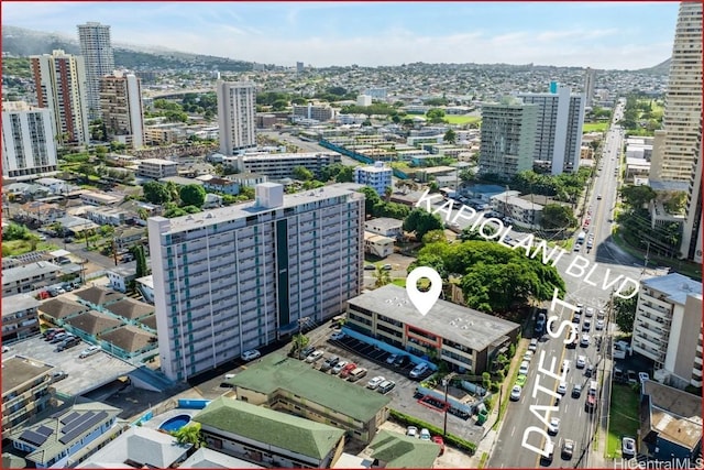 drone / aerial view with a view of city