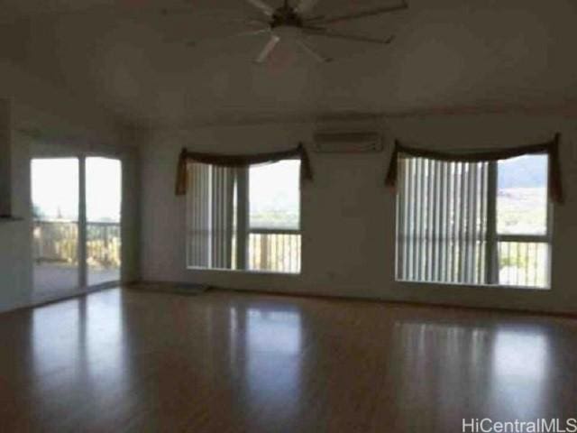 spare room featuring ceiling fan