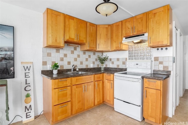 kitchen with sink, light tile patterned floors, backsplash, and white range with electric stovetop