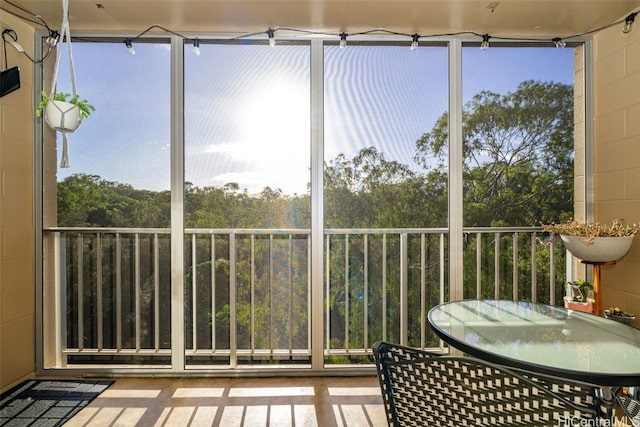 view of unfurnished sunroom