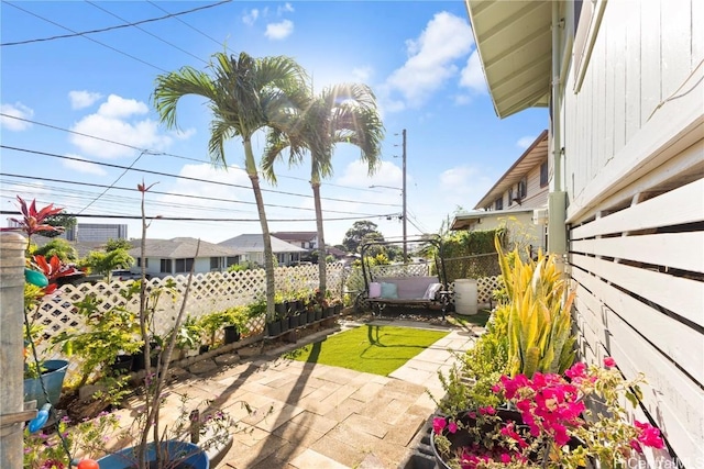 Listing photo 3 for 2506 N School St Unit 1, Honolulu HI 96819