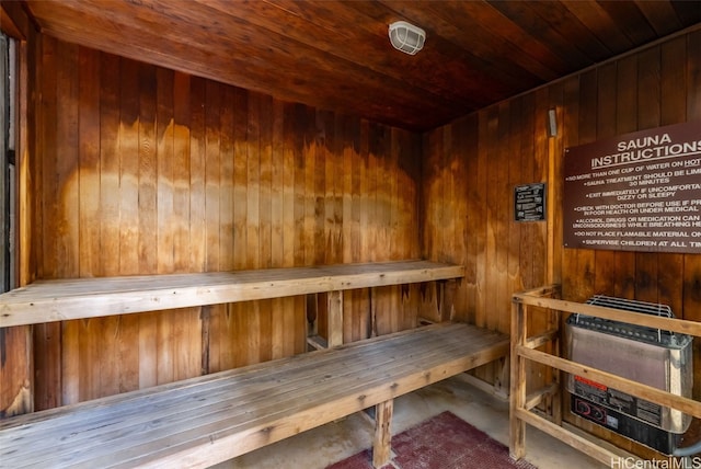 view of sauna / steam room