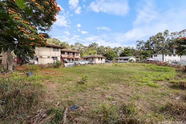 Listing photo 3 for 61 Lakeview Cir, Wahiawa HI 96786