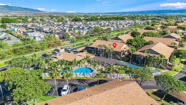 birds eye view of property featuring a residential view and a mountain view