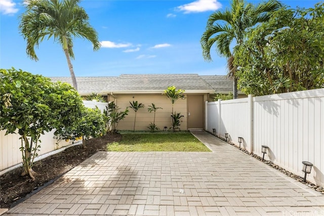 view of patio featuring a fenced backyard