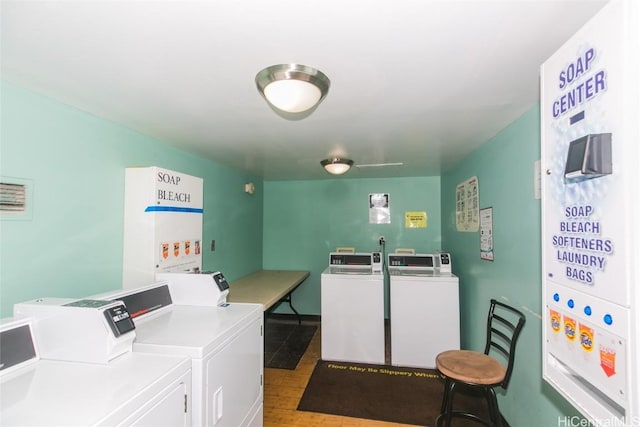 laundry room with washer and clothes dryer