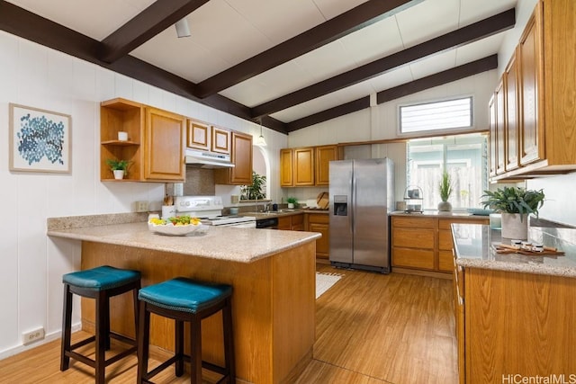 kitchen featuring a breakfast bar, electric range, kitchen peninsula, stainless steel refrigerator with ice dispenser, and light wood-type flooring