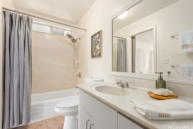 full bathroom with toilet, vanity, and shower / bathtub combination with curtain