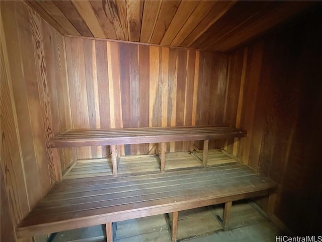 view of sauna / steam room