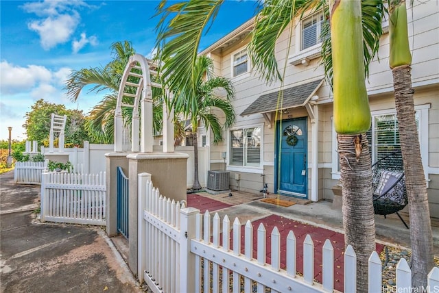 view of front of property with central AC