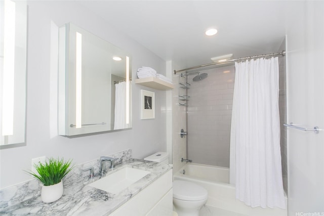 987 Queen St Unit 1401, Honolulu, HI 96814 - bathroom with vanity, toilet, shower / bath combination with curtain, and recessed lighting
