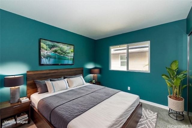 bedroom featuring carpet floors