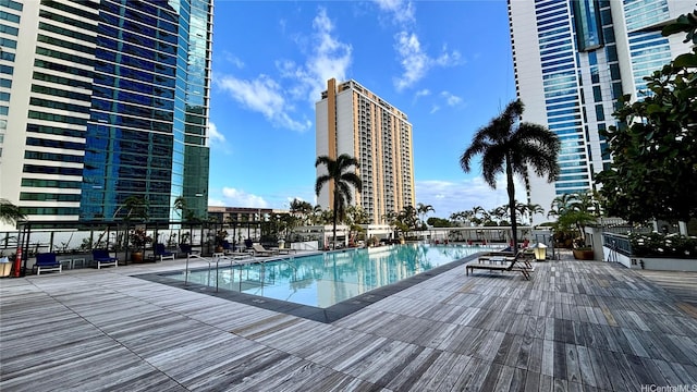 1189 Waimanu St Unit 3107, Honolulu, HI 96814 - view of community pool
