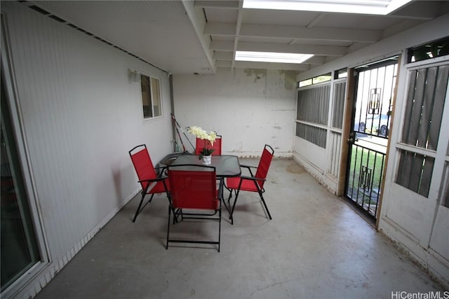 view of sunroom / solarium