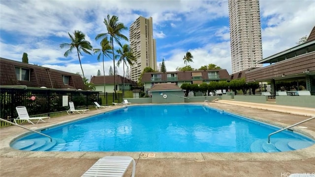 98-271 Kaonohi St Unit H2, Aiea, HI 96701 - view of swimming pool with a patio