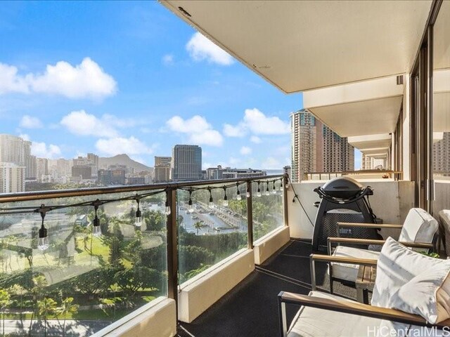 1860 Ala Moana Blvd Unit 1809, Honolulu, HI 96815 - photo 2