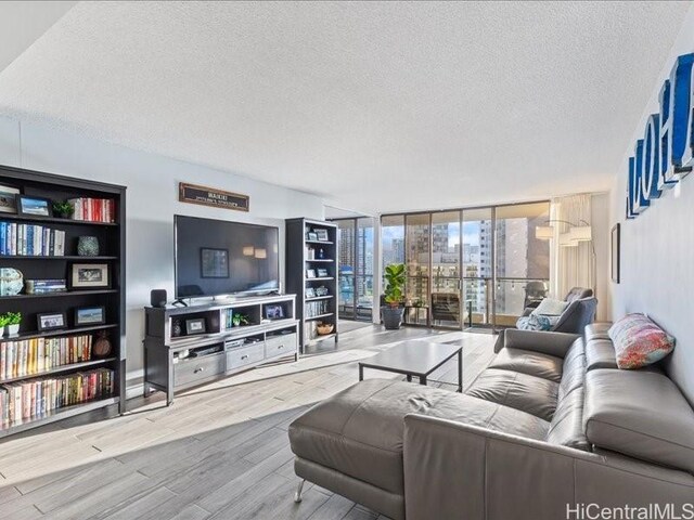 1860 Ala Moana Blvd Unit 1809, Honolulu, HI 96815 - photo 1