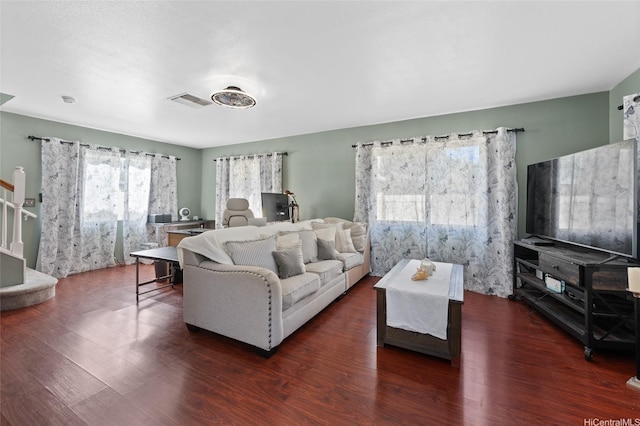 87-1980 Pakeke St Unit J, Waianae, HI 96792 - living area with wood finished floors