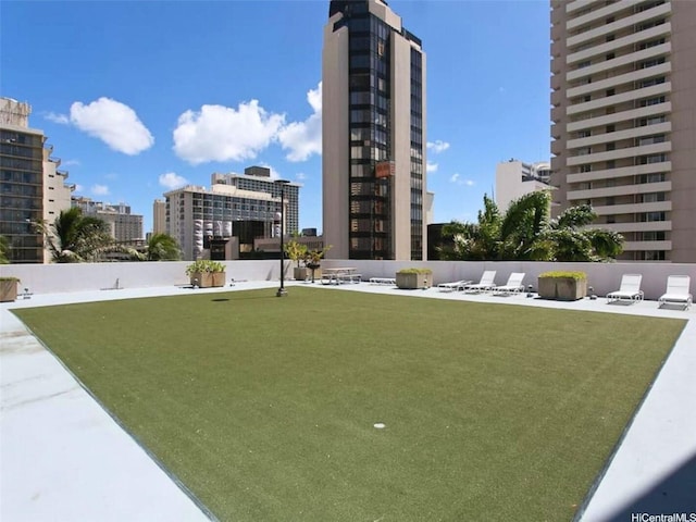 2240 Kuhio Ave Unit 1210, Honolulu, HI 96815 - view of community featuring a view of city