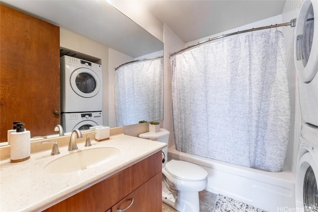 full bathroom featuring stacked washer and dryer, vanity, toilet, and shower / bath combo with shower curtain