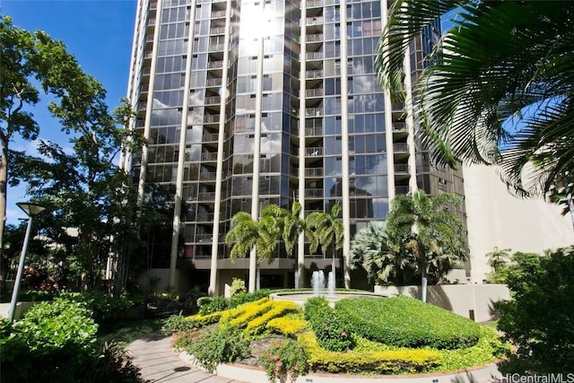 60 N Beretania St Unit 2008, Honolulu, HI 96817 - view of building exterior