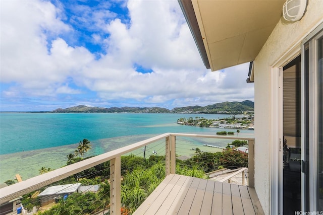45-001 Lilipuna Rd Unit B, Kaneohe, HI 96744 - balcony featuring a water and mountain view