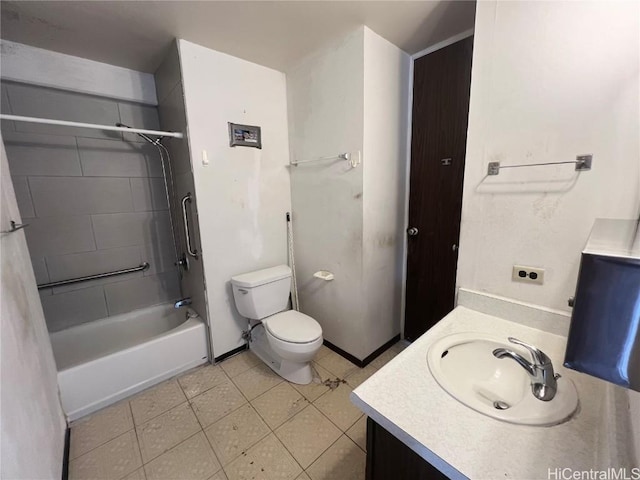 full bathroom with toilet, vanity, and bathing tub / shower combination