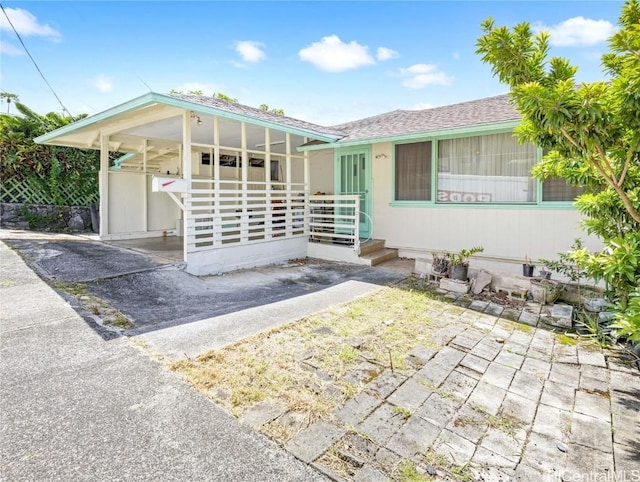 view of front of property