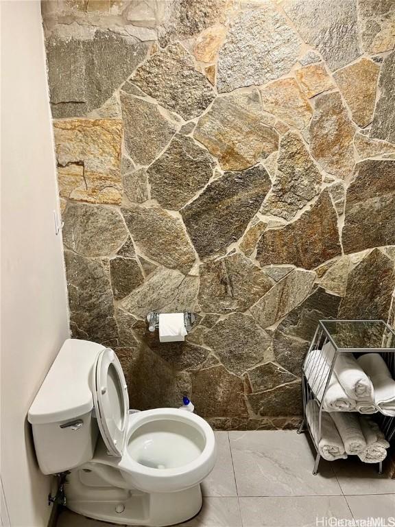 bathroom with toilet