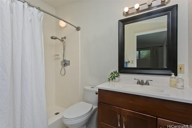 bathroom featuring curtained shower, toilet, vanity, and crown molding