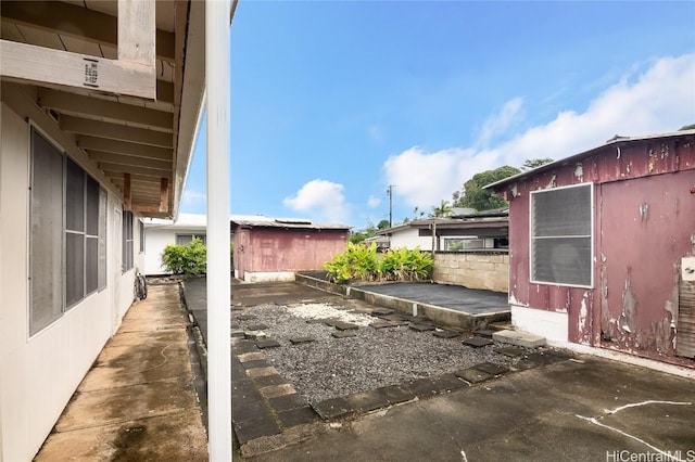 view of yard with a patio