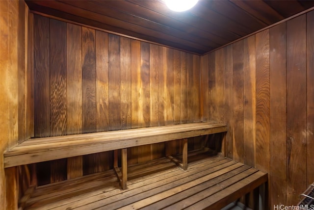 view of sauna / steam room