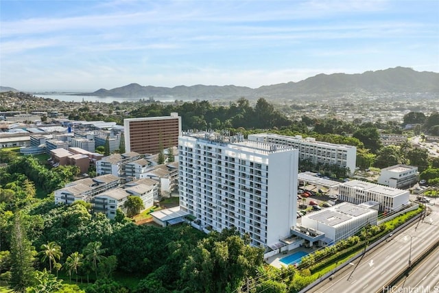 bird's eye view featuring a mountain view