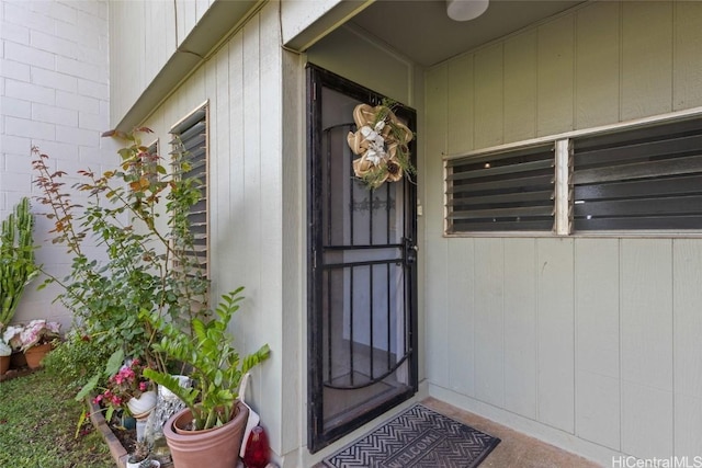 view of entrance to property