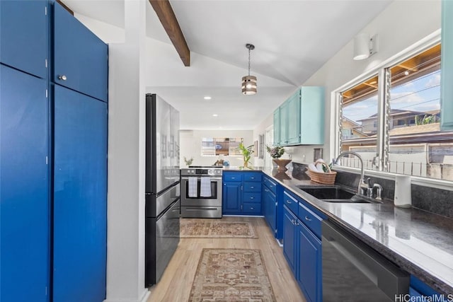 kitchen with sink, stainless steel appliances, lofted ceiling with beams, light hardwood / wood-style floors, and blue cabinets