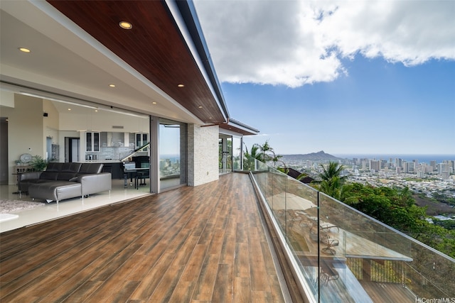 2809 Round Top Dr, Honolulu, HI 96822 - view of wooden terrace