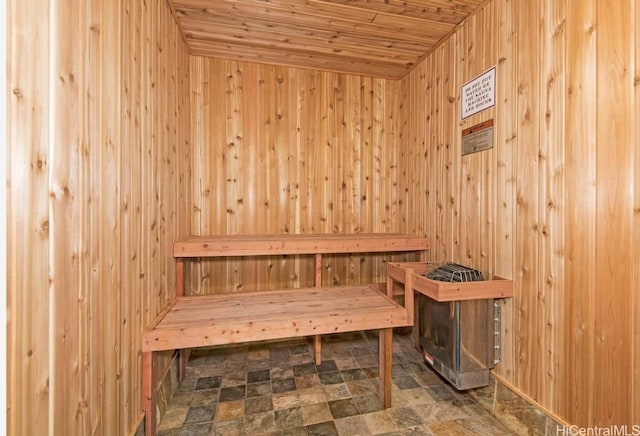 view of sauna / steam room