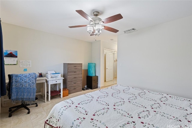 bedroom with ceiling fan