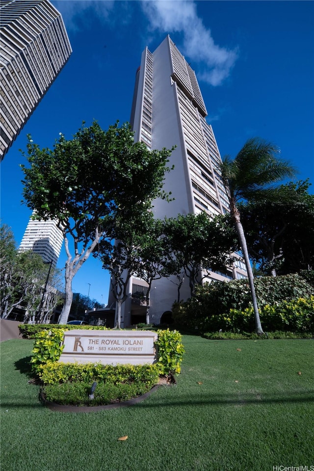 583 Kamoku St Unit 1907, Honolulu, HI 96826 - view of building exterior