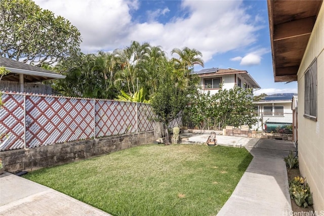 view of yard with a patio area