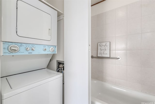 775 Kinalau Pl Unit 1907, Honolulu, HI 96813 - laundry area with stacked washer and clothes dryer