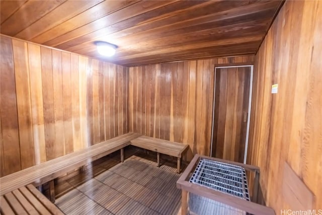 view of sauna / steam room