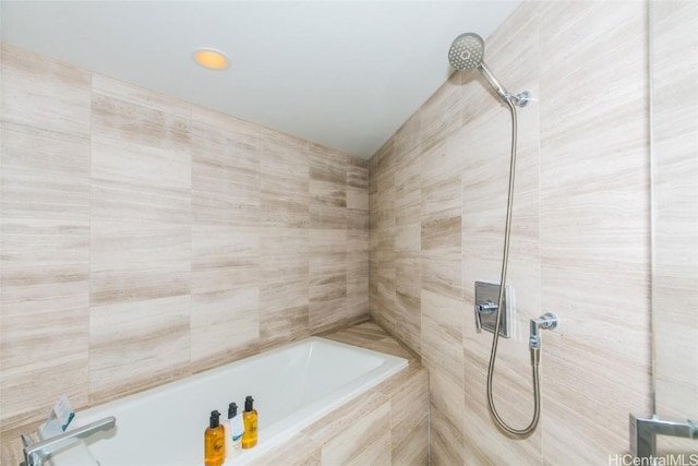 2139 Kuhio Ave Unit 1810, Honolulu, HI 96815 - full bath with a garden tub and tiled shower