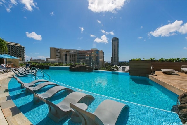 2139 Kuhio Ave Unit 1810, Honolulu, HI 96815 - community pool featuring a city view