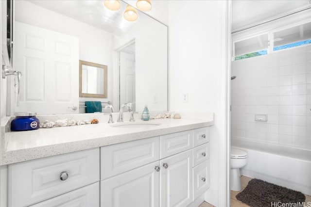 1098 Kuekue St, Honolulu, HI 96825 - full bathroom featuring toilet, vanity, and bathing tub / shower combination