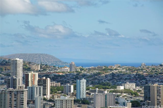 view of city featuring a mountain view