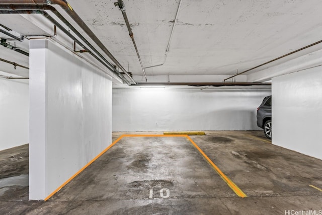 1415 Liholiho St Unit 909, Honolulu, HI 96822 - view of parking garage