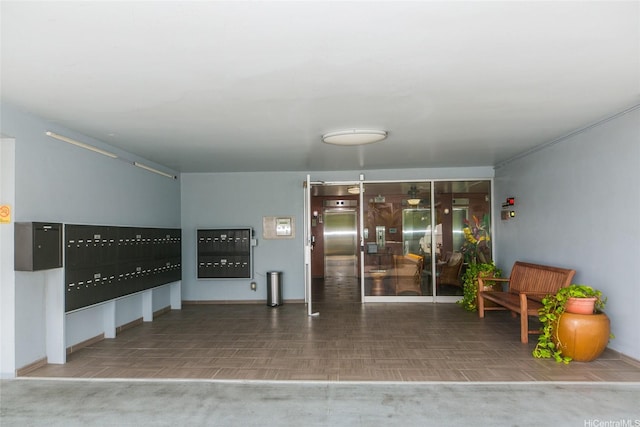 2233 Ala Wai Blvd Unit 5B, Honolulu, HI 96815 - exterior space with mail area