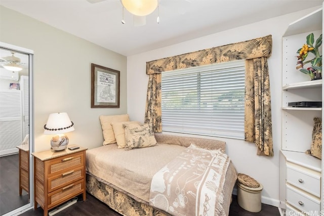 bedroom featuring ceiling fan