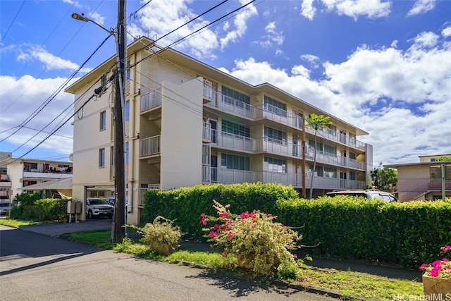 view of building exterior